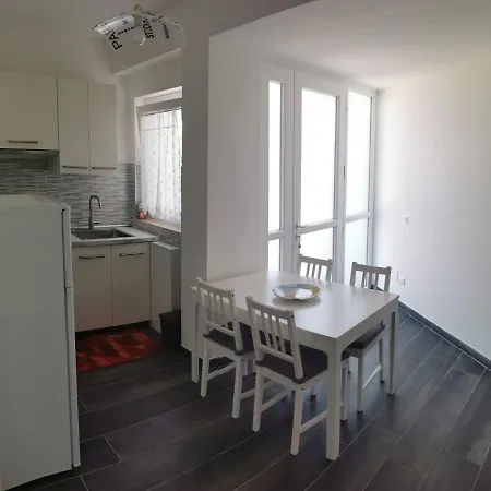 דירה Casa Di Leo קסטלבאטה